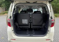 Toyota Alphard Premium Leather seats, 2013 White