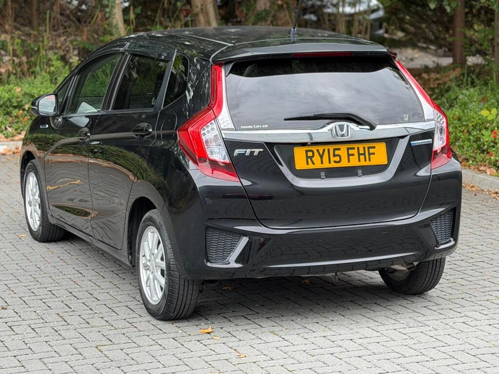Honda Jazz 2015 | 1.5L Petrol Hybrid | 24M Warranty