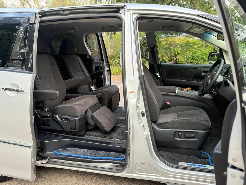 Toyota Estima Aeras G 2.4L 2015 Petrol Hybrid | Immaculate Condition