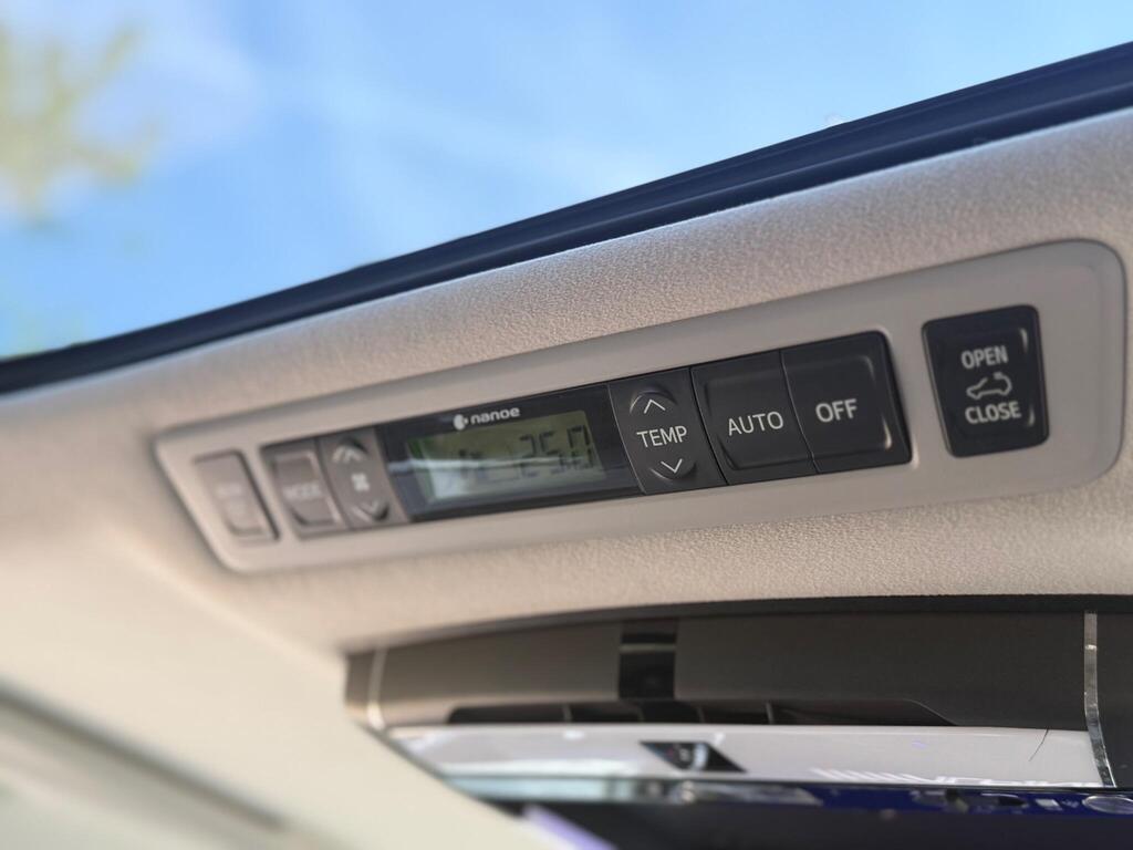 Toyota Alphard  2012 | 2400cc | Double sunroof | Alloy wheels