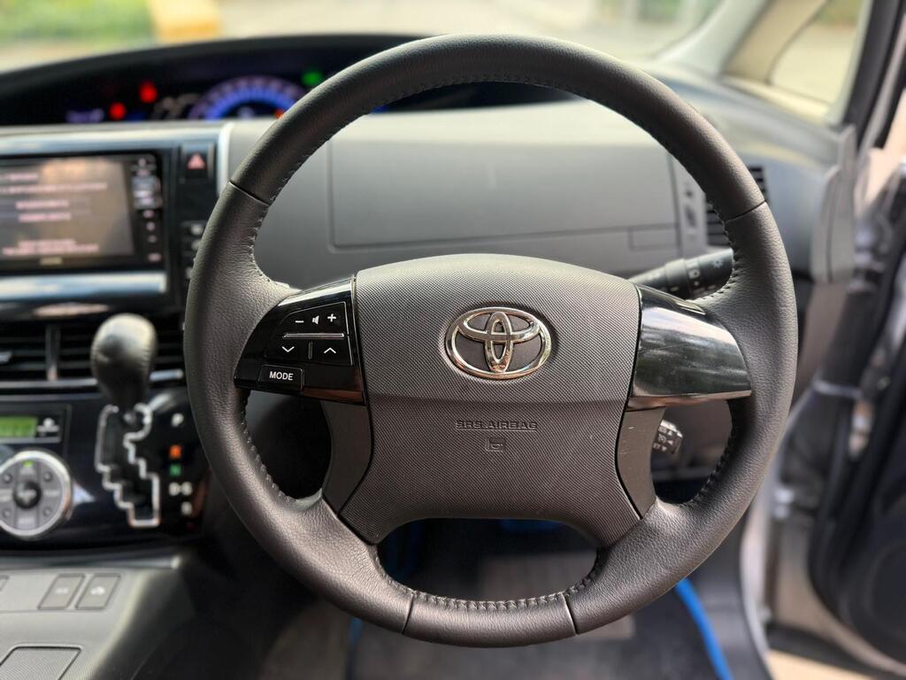 Toyota Estima Aeras G 2.4L 2015 Petrol Hybrid | Immaculate Condition