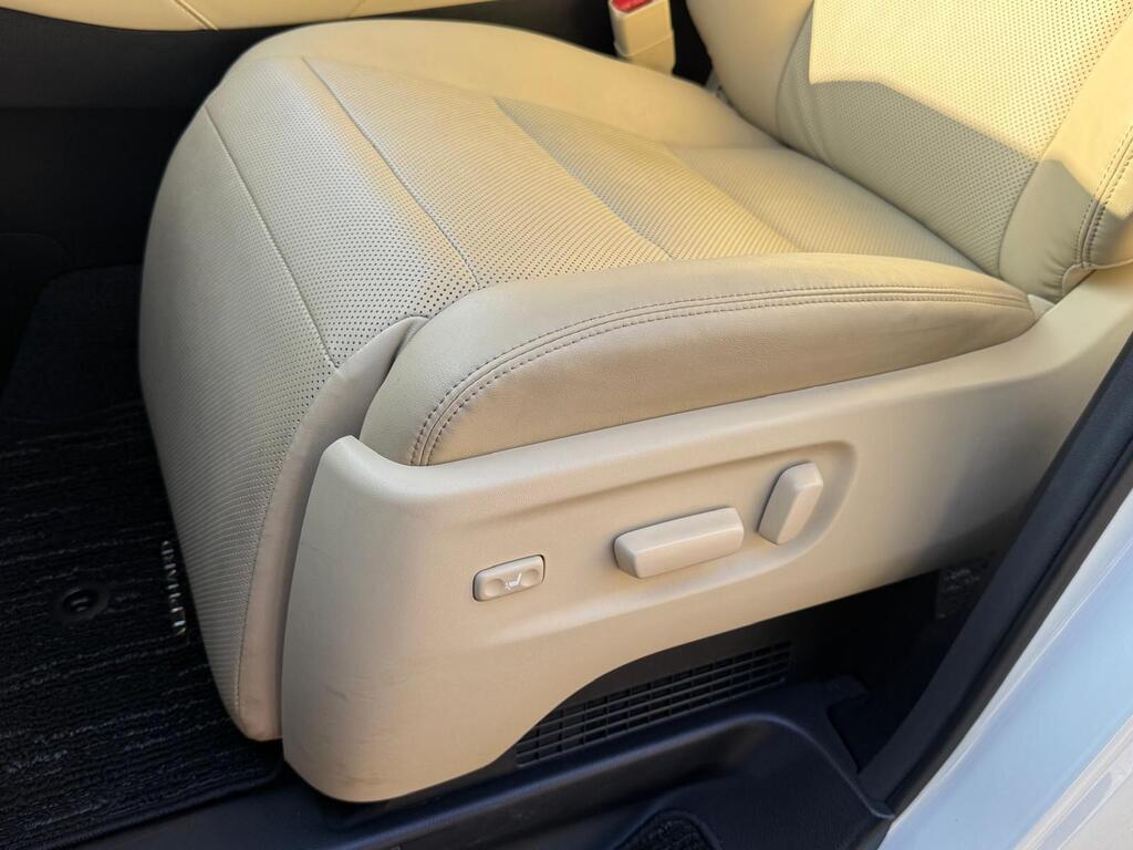 Toyota Alphard 2018 Petrol 2.5 Hybrid | 4WD | Facelift