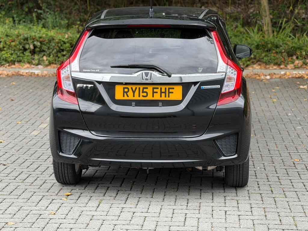 Honda Jazz 2015 | 1.5L Petrol Hybrid | 24M Warranty