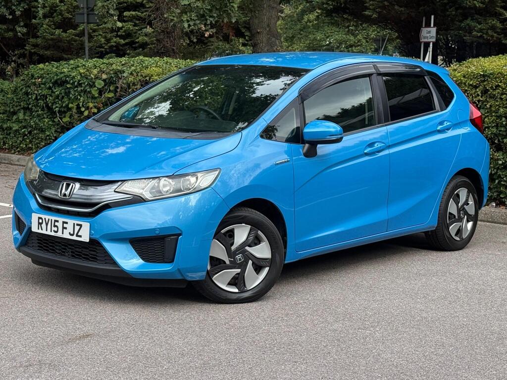 Honda Jazz Fit Hybrid 2015, Fresh Import Immaculate