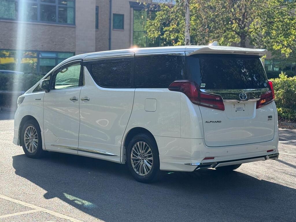 Toyota Alphard 2018 Petrol 2.5 Hybrid | 4WD | Facelift