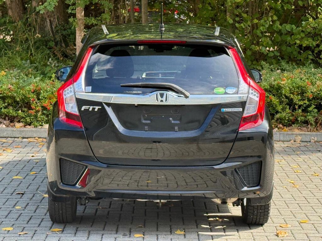 Honda Jazz 2014- F Package | Petrol Hybrid | Alloys
