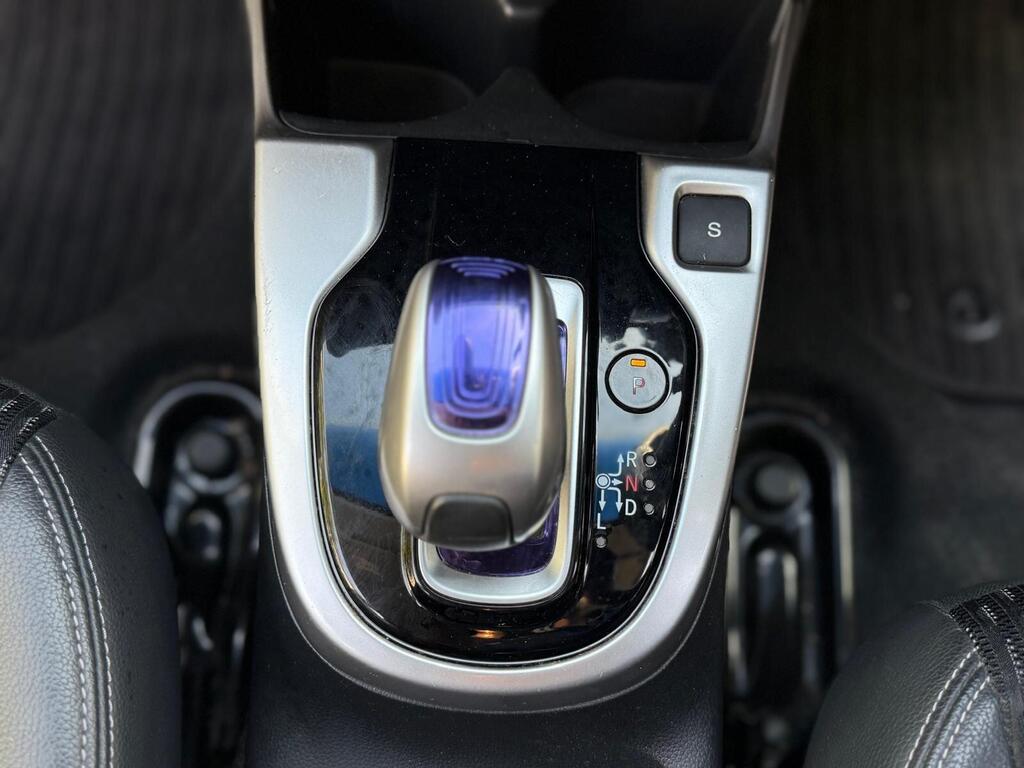 Honda Jazz L Package 2015 | Half Leather | Cruise Control