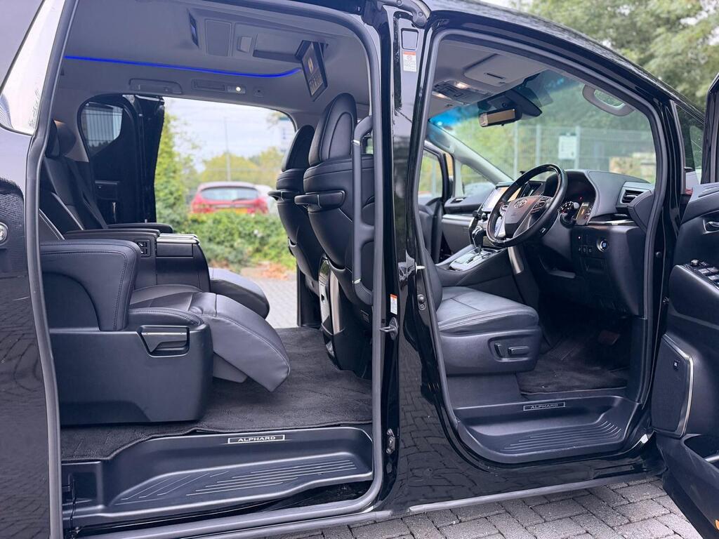 Toyota Alphard Premium Top Spec 2019 Petrol 2.5 Auto