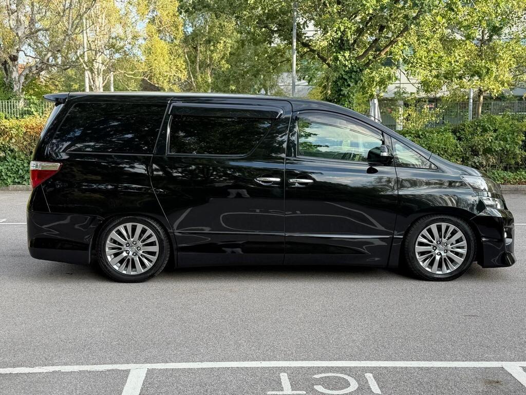 Toyota Vellfire 2013/09 Goldeneye V6 Black