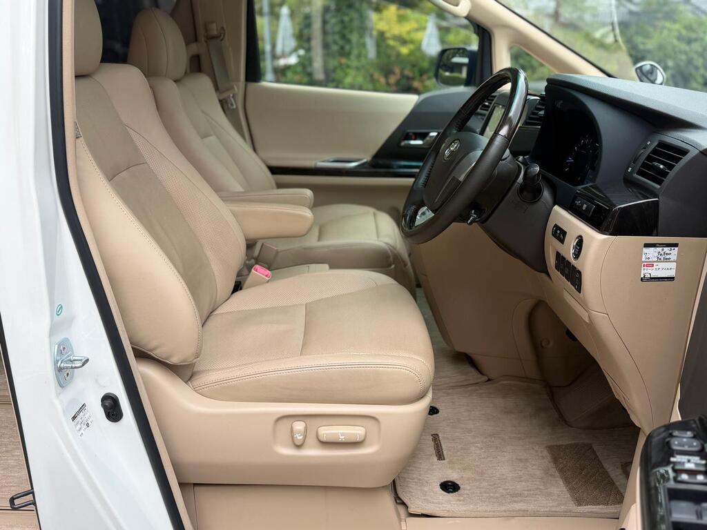 Toyota Alphard 2012 Luxury Edition 3.5 V6 Modelista Kit