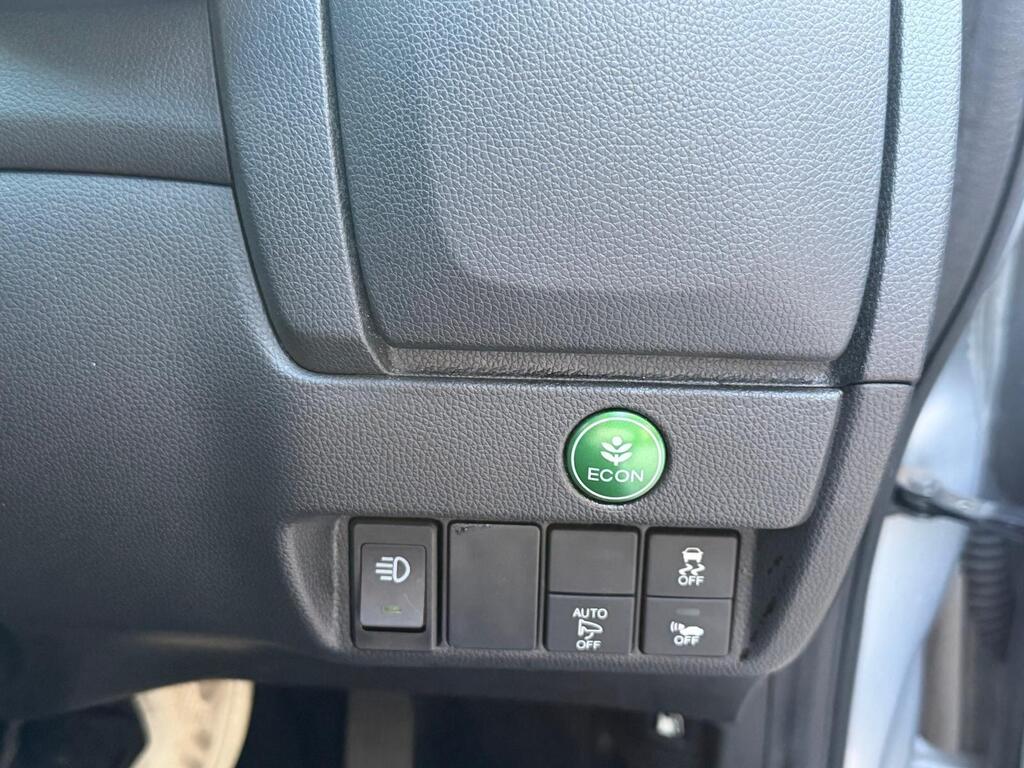 Honda Jazz / Fit Hybrid 2014 Low Mileage