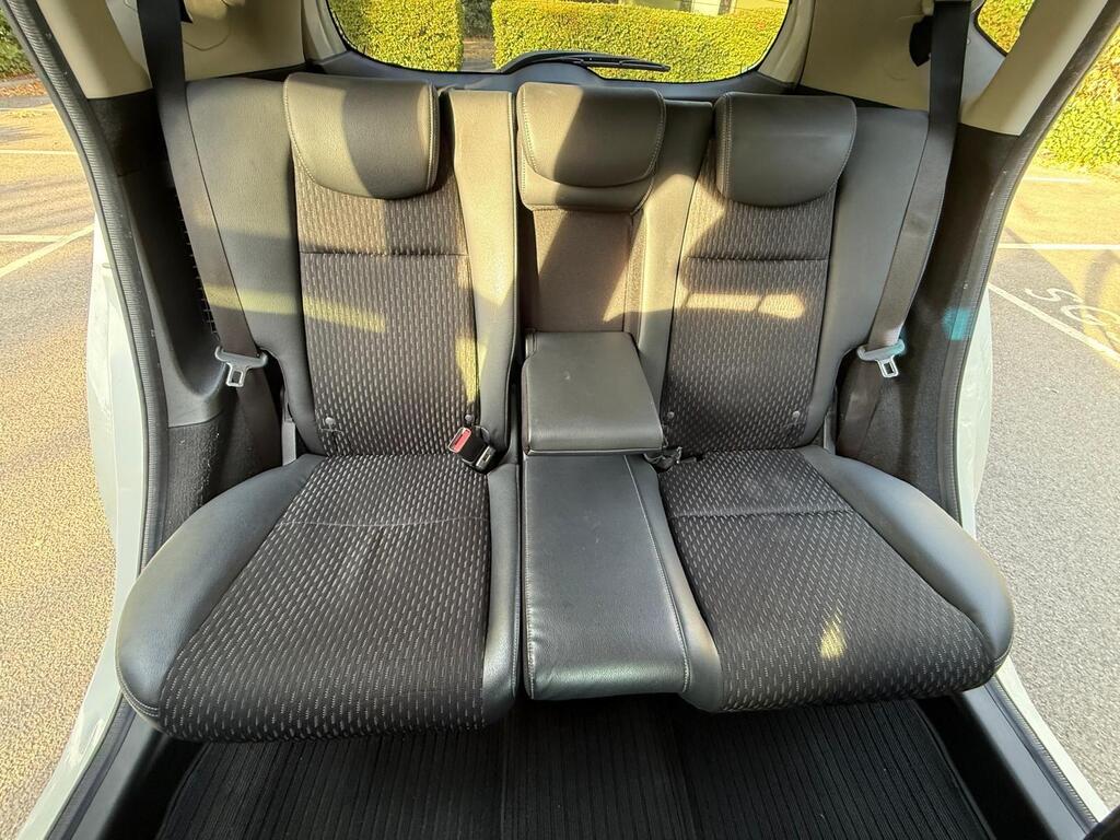Honda Jazz L Package 2015 | Half Leather | Cruise Control
