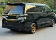 Toyota Vellfire 2013/09 Goldeneye V6 Black