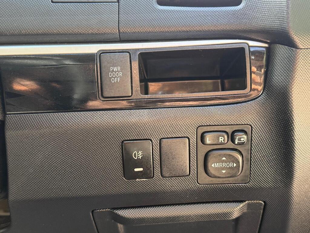 Toyota Estima Aeras G 2014 Aeras Premium Edition | 2.4L Petrol