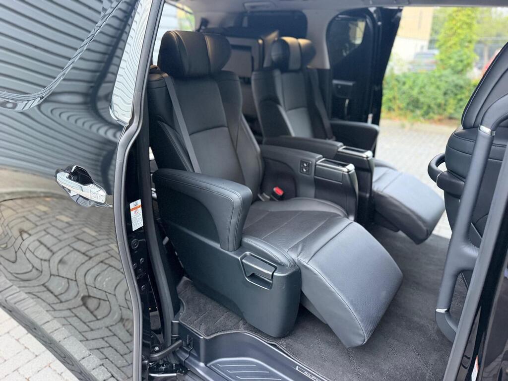 Toyota Alphard Premium Top Spec 2019 Petrol 2.5 Auto