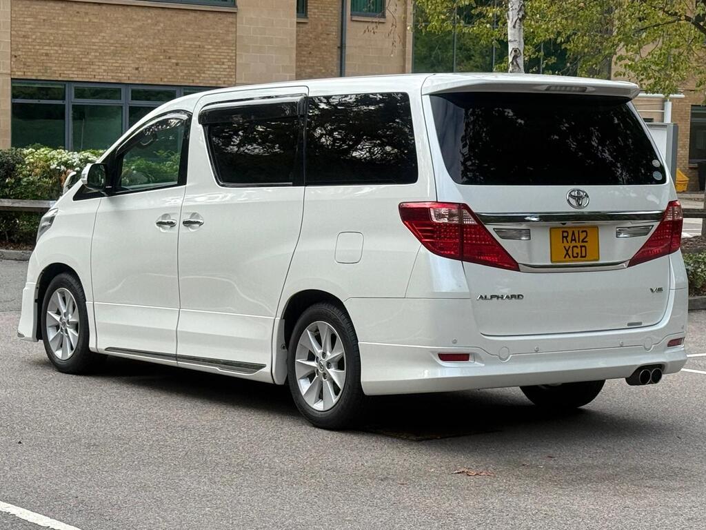 Toyota Alphard 2012 Luxury Edition 3.5 V6 Modelista Kit