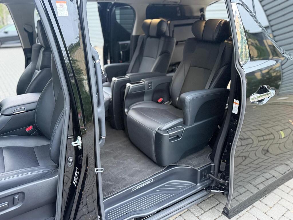 Toyota Alphard Premium Top Spec 2019 Petrol 2.5 Auto