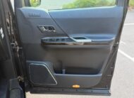 Toyota Vellfire 2013, 4 Wheel Drive V6 Premium Edition