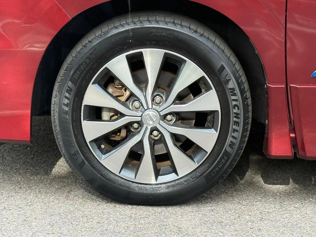 Nissan Serena Petrol Hybrid 8 Seater Top Spec 2017