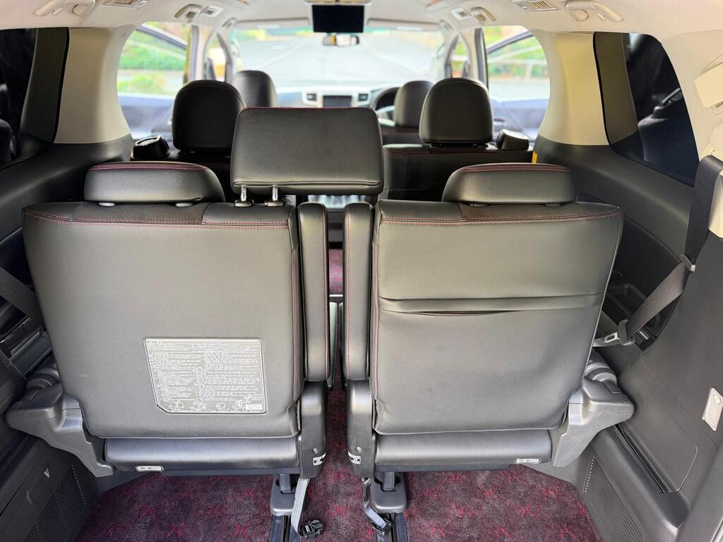 Toyota Vellfire 2013/09 Goldeneye V6 Black