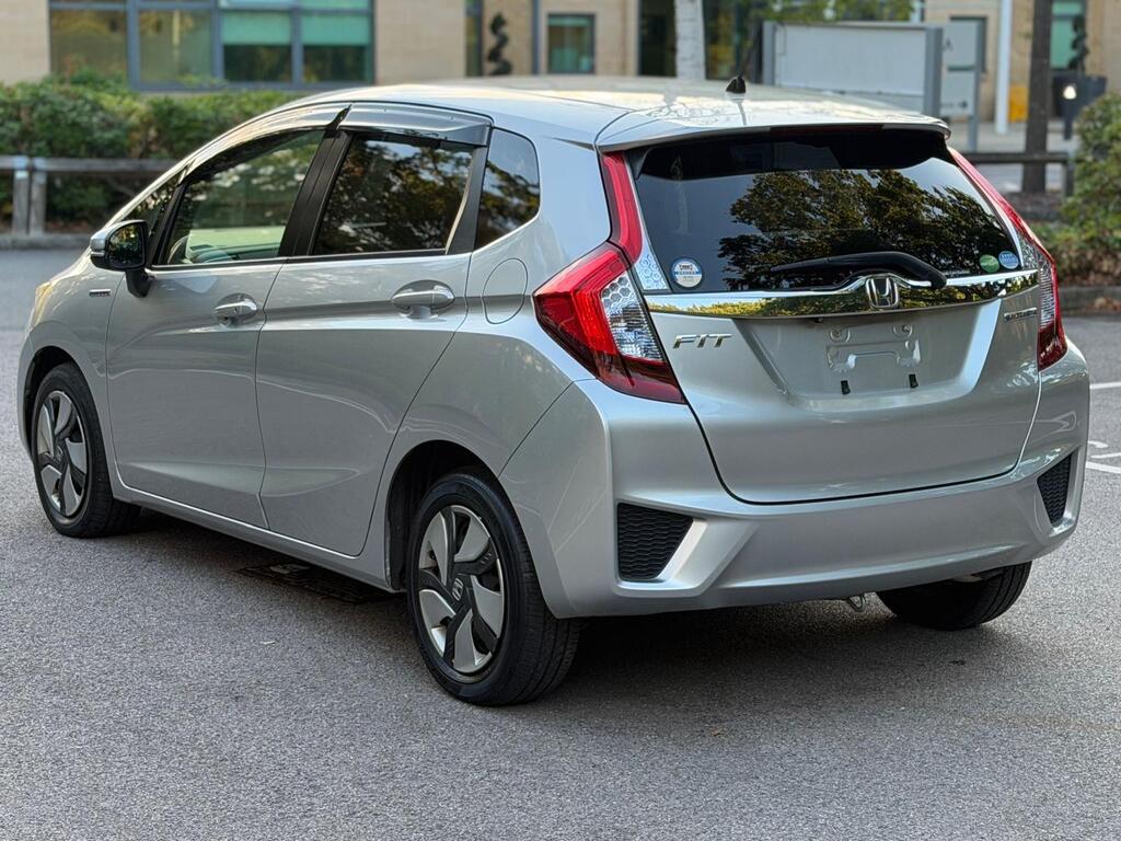 Honda Jazz / Fit Hybrid Petrol 2015 Immaculate