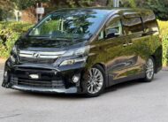 Toyota Vellfire 2013/09 Goldeneye V6 Black
