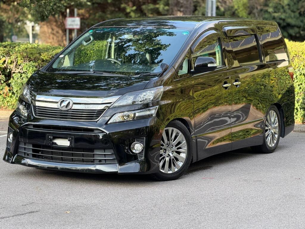 Toyota Vellfire 2013/09 Goldeneye V6 Black