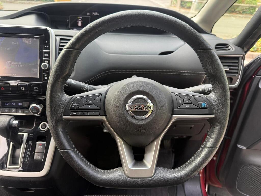 Nissan Serena Petrol Hybrid 8 Seater Top Spec 2017
