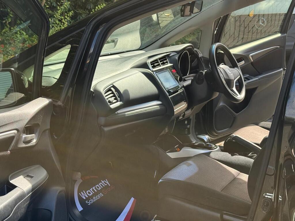 Honda Jazz 2014- F Package | Petrol Hybrid | Alloys