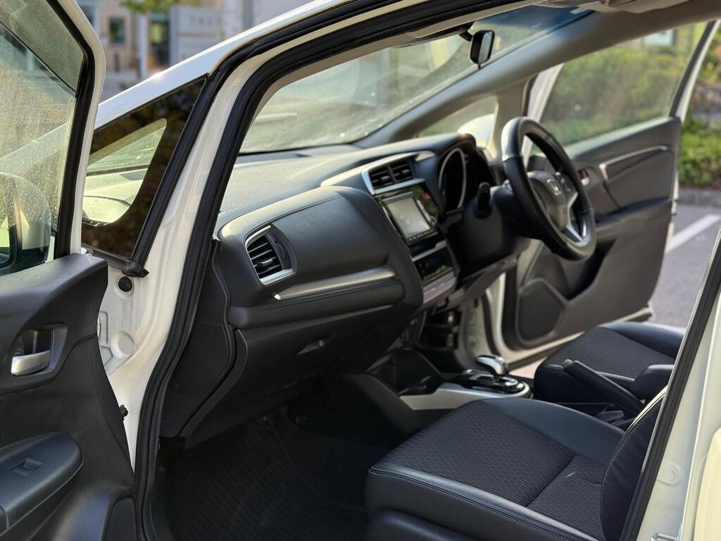 Honda Jazz L Package 2015 | Half Leather | Cruise Control