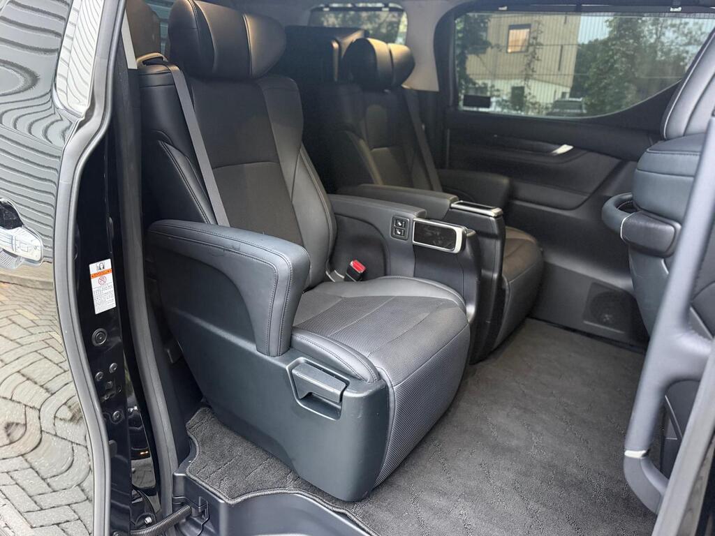 Toyota Alphard Premium Top Spec 2019 Petrol 2.5 Auto