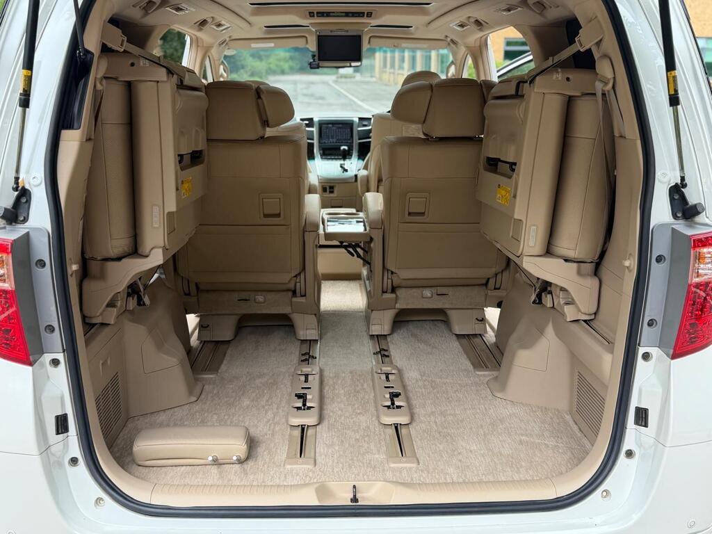 Toyota Alphard 2012 Luxury Edition 3.5 V6 Modelista Kit