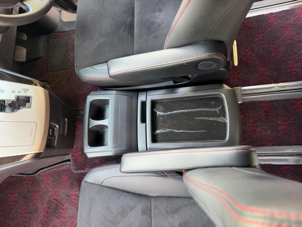Toyota Vellfire 2013/09 Goldeneye V6 Black
