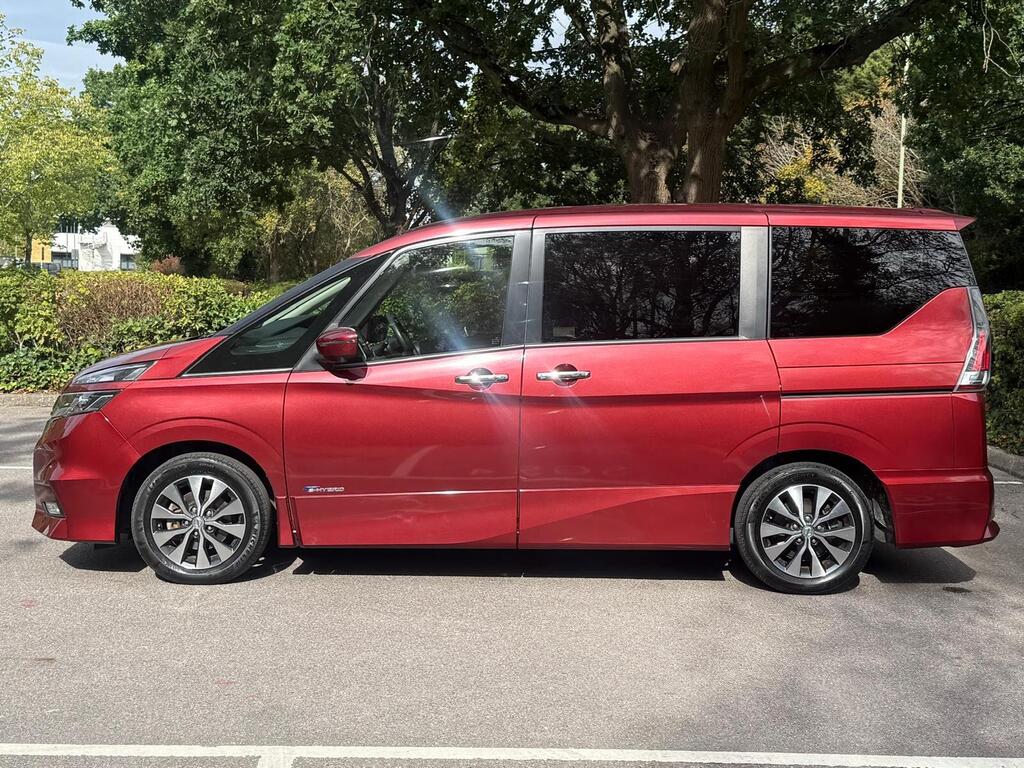 Nissan Serena Petrol Hybrid 8 Seater Top Spec 2017