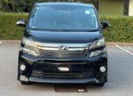 Toyota Vellfire 2013/09 Goldeneye V6 Black