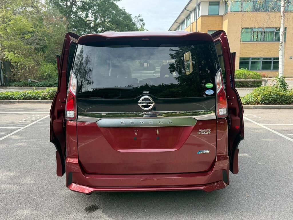 Nissan Serena Petrol Hybrid 8 Seater Top Spec 2017