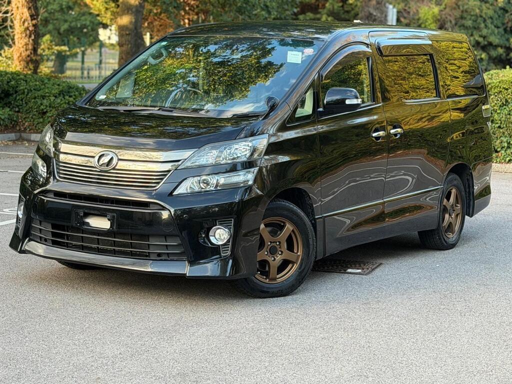 Toyota Vellfire 2013/09 Goldeneye V6 Black