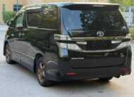 Toyota Vellfire 2013/09 Goldeneye V6 Black