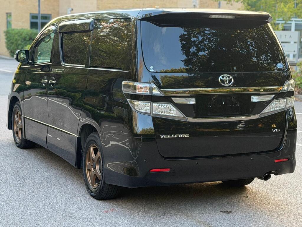 Toyota Vellfire 2013/09 Goldeneye V6 Black