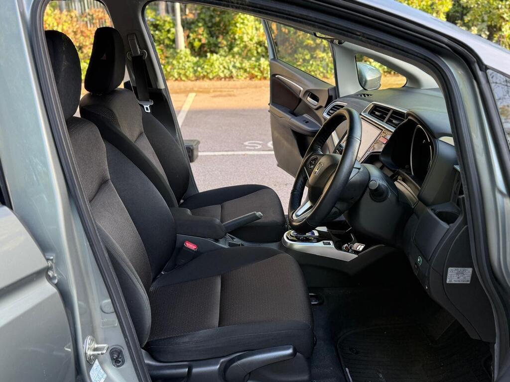 Honda Jazz 1.5L Hybrid | Automatic | 2014