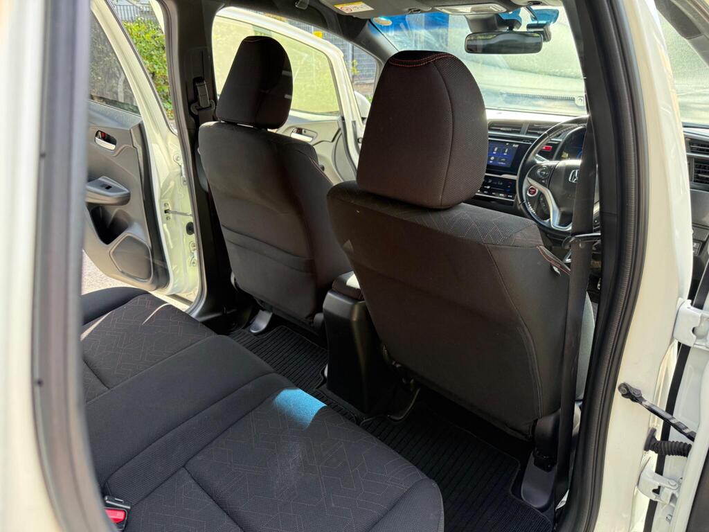 Honda Jazz 2016 | FIT Petrol Hybrid | Sport Trim