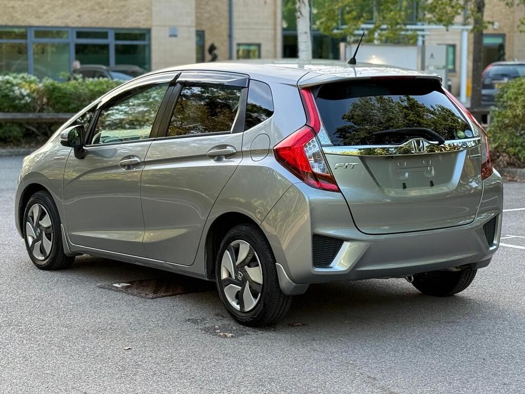 Honda Jazz 1.5L Hybrid | Automatic | 2014