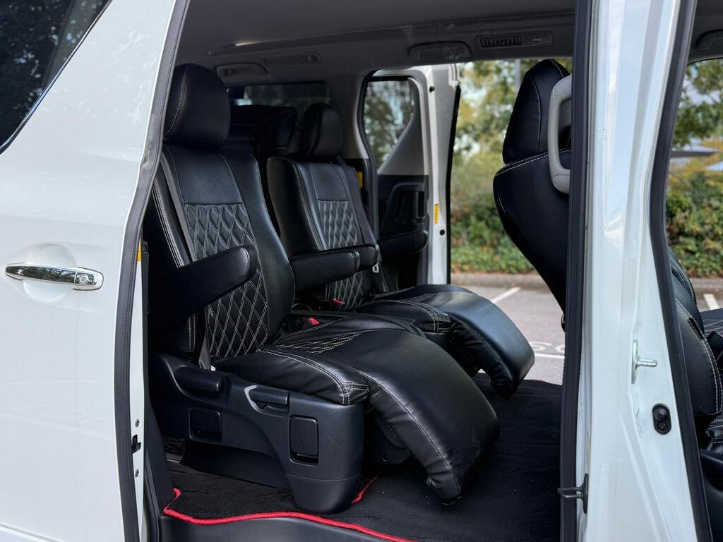 Toyota Vellfire 2014 2.4L Petrol Auto Stunning Body Kit