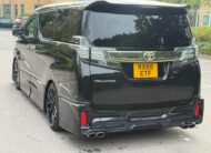 Toyota Vellfire 30 Series | 2500cc Petrol | 8 Seater 2015
