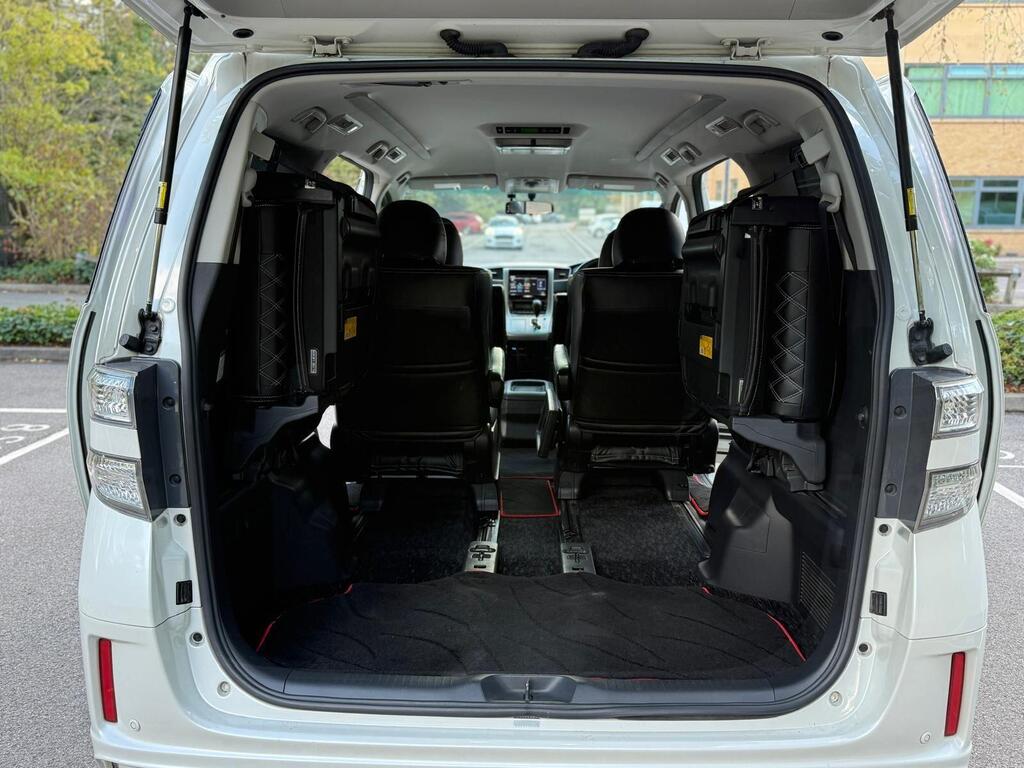 Toyota Vellfire 2014 2.4L Petrol Auto Stunning Body Kit