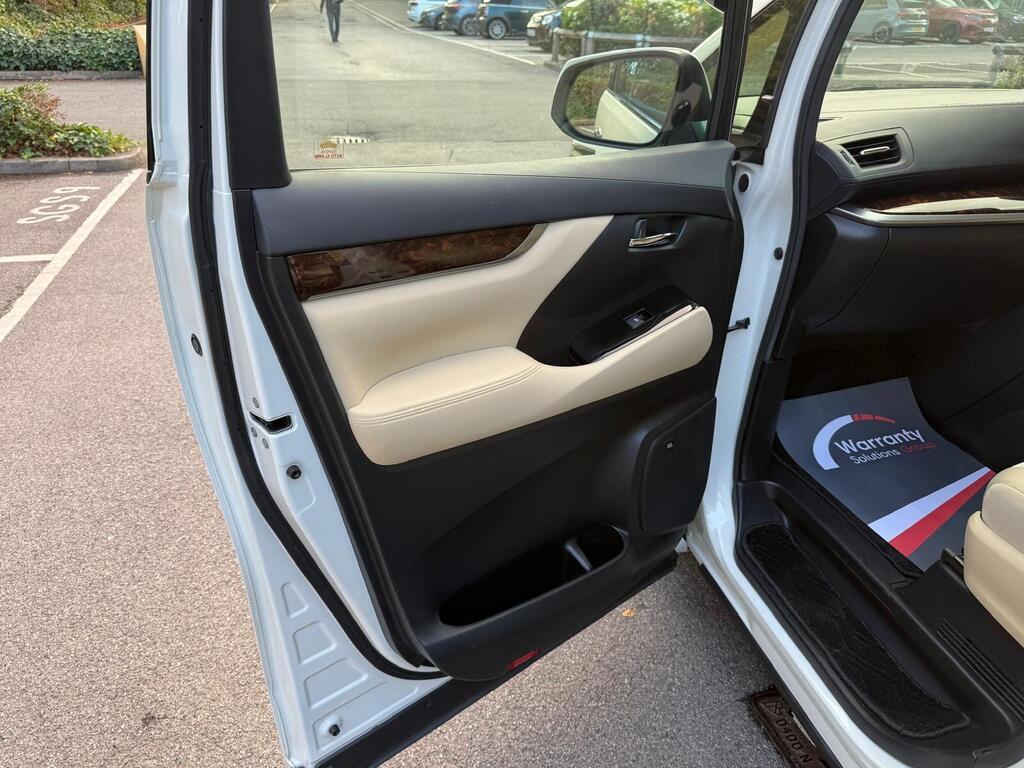 Toyota Alphard Petrol 2.5 Hybrid 4WD 8 Seater 2019