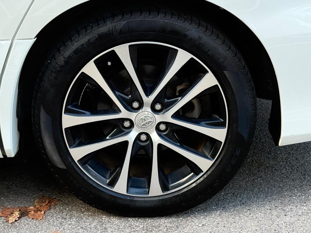 Toyota Estima Aeras G 2016- Premium Edition- 2.4L Petrol