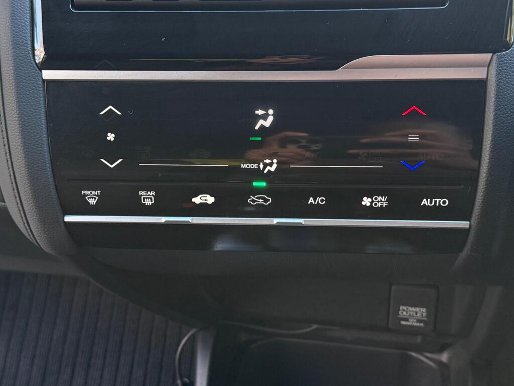 Honda Jazz 2015 FIT Automatic | Petrol Hybrid
