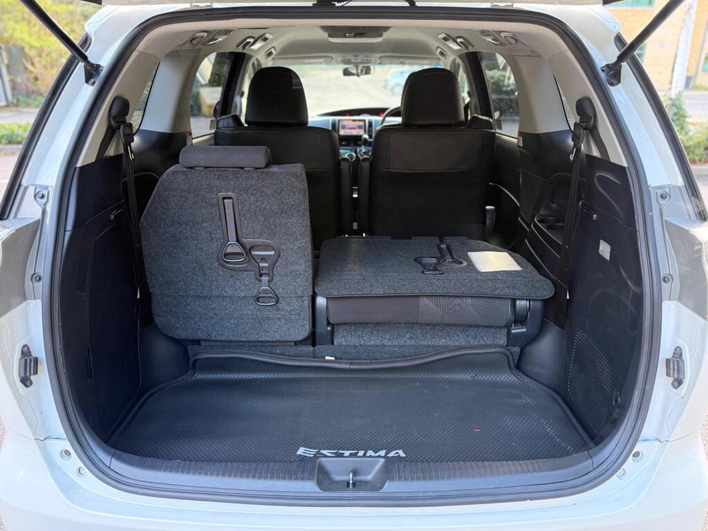Toyota Estima Aeras G 2016- Premium Edition- 2.4L Petrol