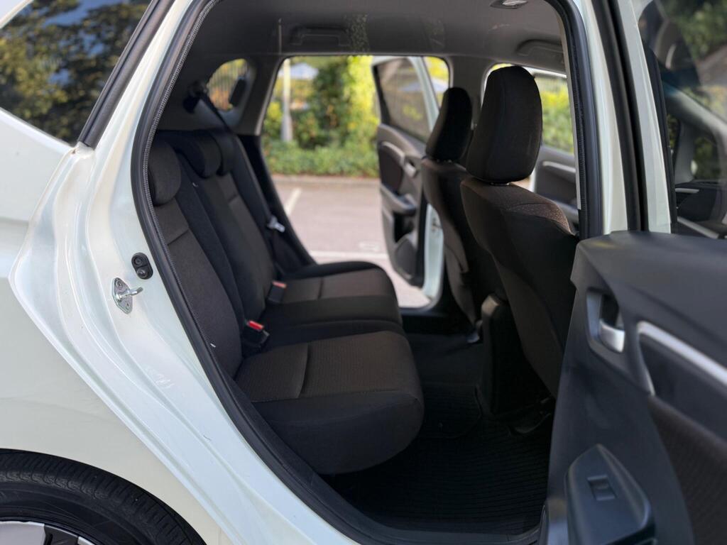 Honda Jazz 2015 FIT Automatic | Petrol Hybrid